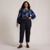 Women's Plus Size Ponte High Rise Straight Leg Crop Pants