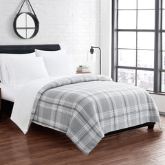 Cannon Cozy Teddy Plaid Sweater Knit Blanket