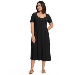 Women's Plus Size Silky Knit Sweetheart Midi Dress