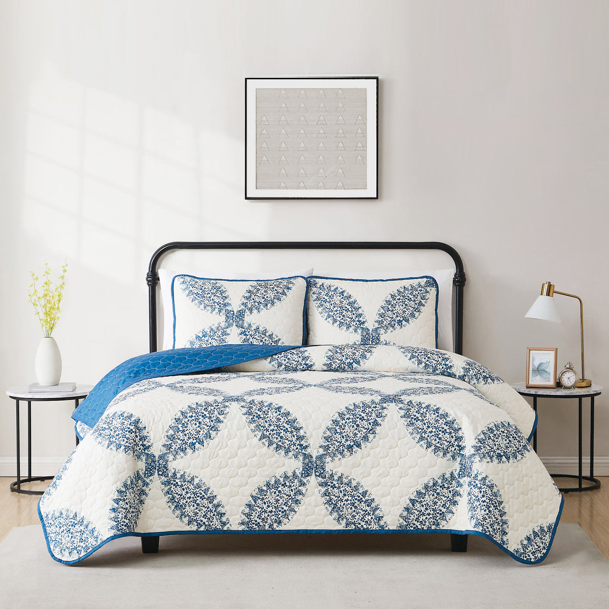 Cannon Abigail Quilt and Sham Set