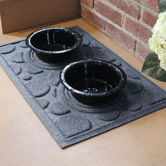 Matterly Waterhog Dots Dog Bowl Mat